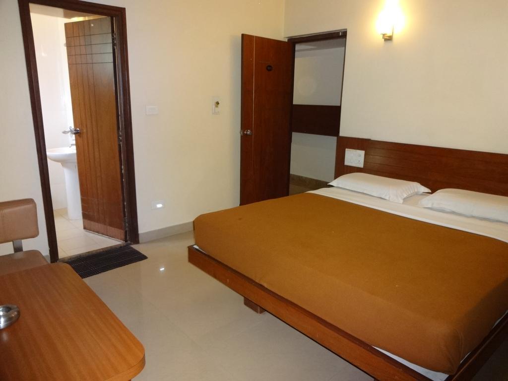 Sheetal Residency Hotel Bangalore Luaran gambar