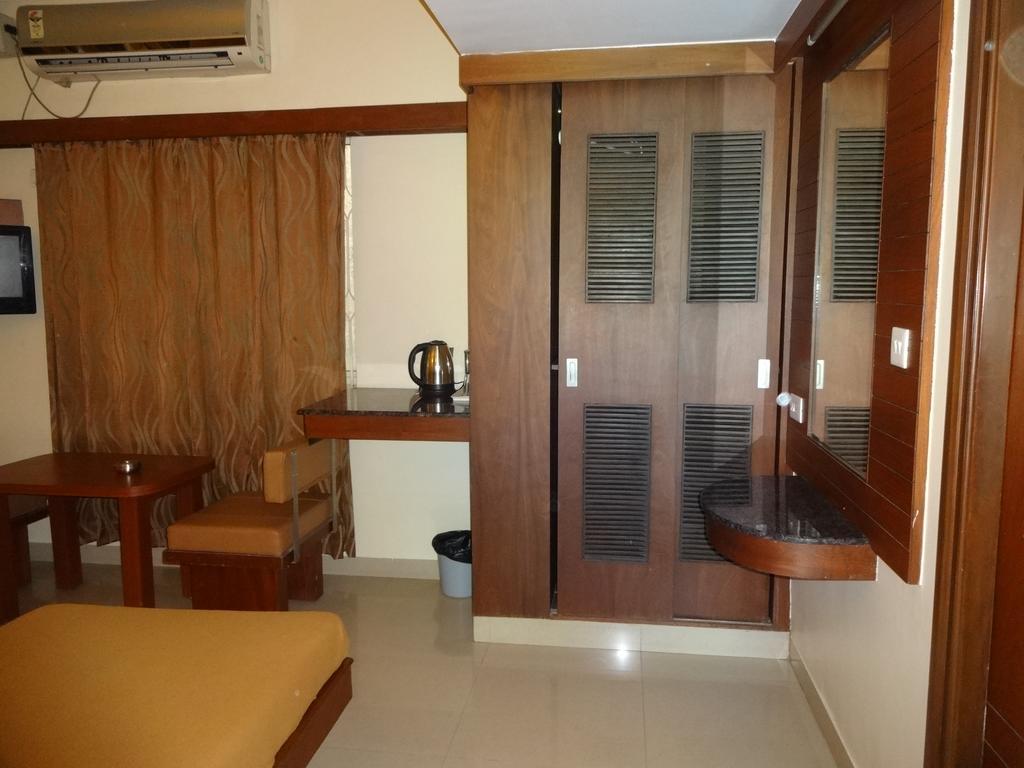 Sheetal Residency Hotel Bangalore Luaran gambar