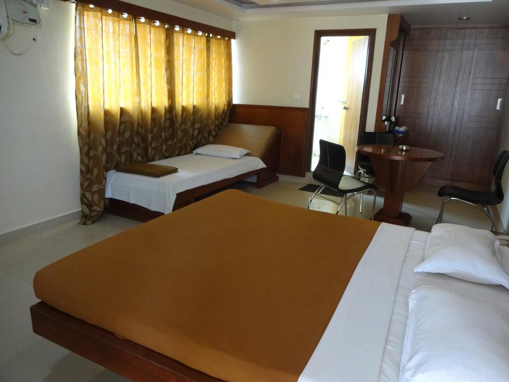 Sheetal Residency Hotel Bangalore Luaran gambar